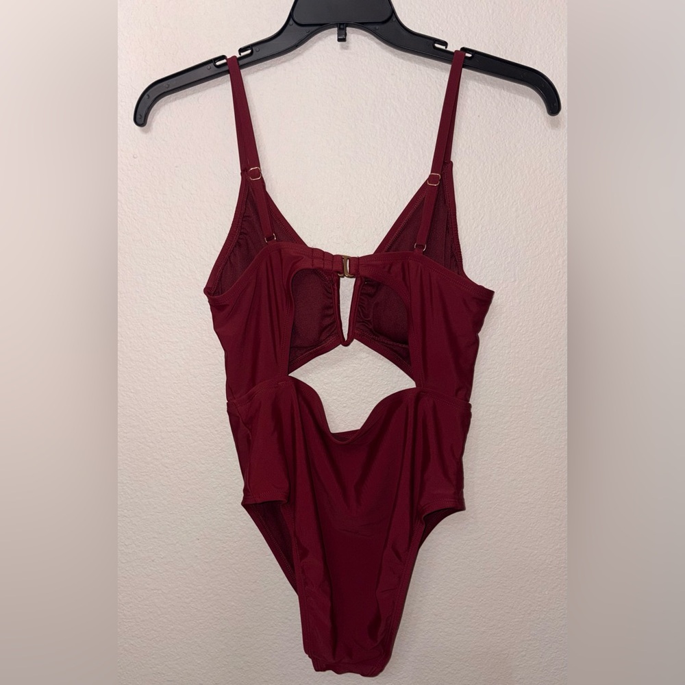 Burgundy Cut Out One Piece Swimsuit Deep V Monokini Size Large - Picture 2 of 3